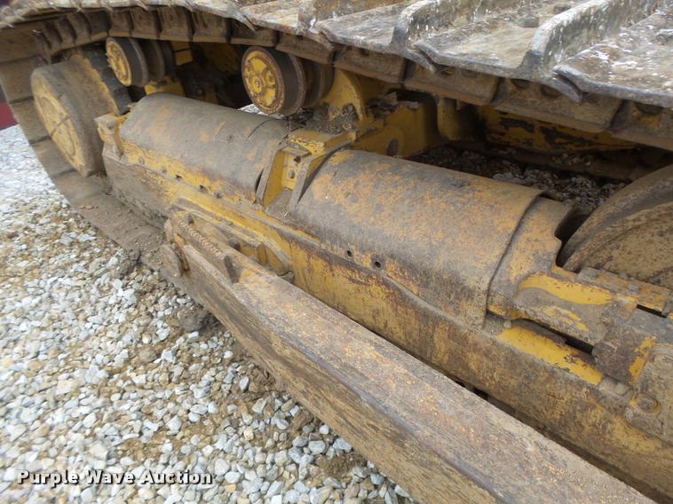 image for item DA3409 2004 John Deere 850C Series II dozer