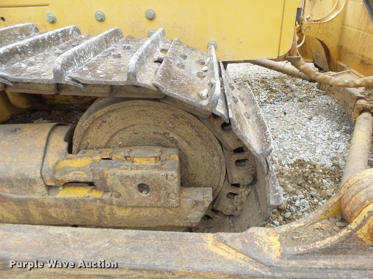 image for item DA3409 2004 John Deere 850C Series II dozer