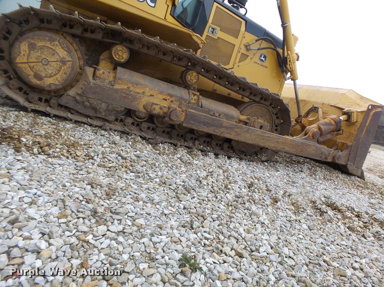 image for item DA3409 2004 John Deere 850C Series II dozer