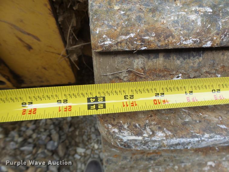 image for item DA3409 2004 John Deere 850C Series II dozer