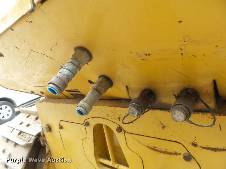 image for item DA3409 2004 John Deere 850C Series II dozer