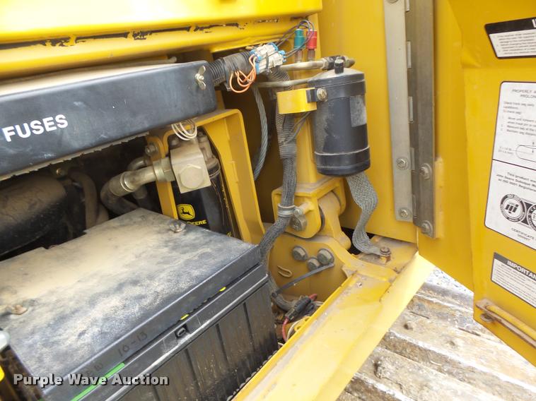image for item DA3409 2004 John Deere 850C Series II dozer