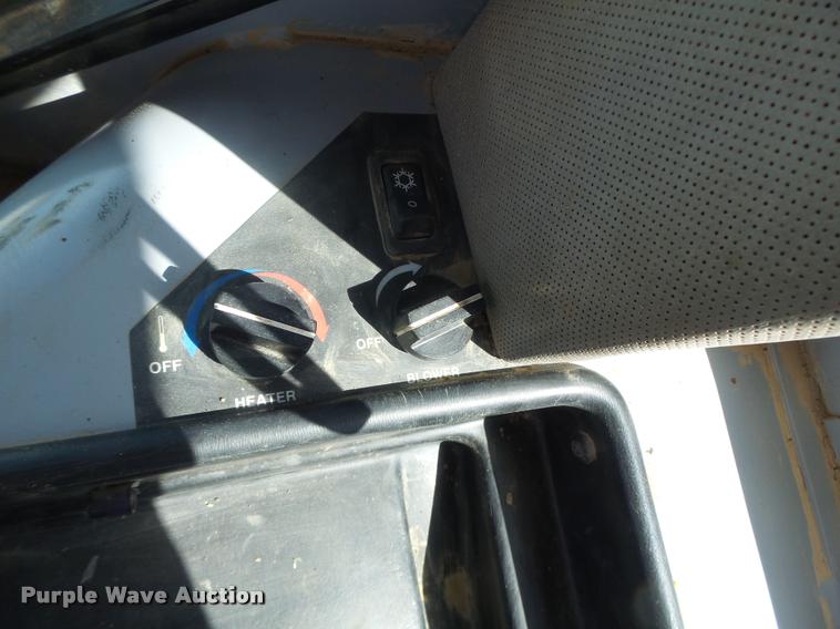 image for item DA3409 2004 John Deere 850C Series II dozer