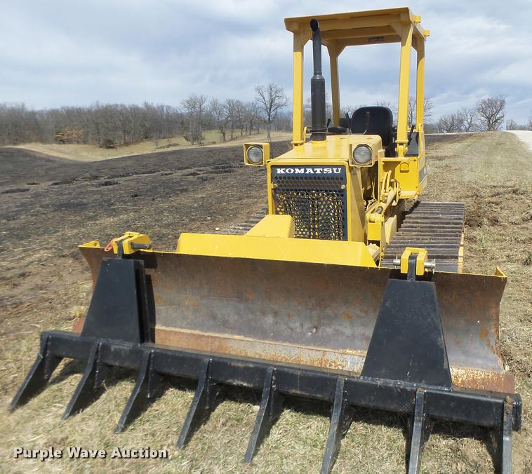 image for item DA3410 Komatsu D21P-6 dozer