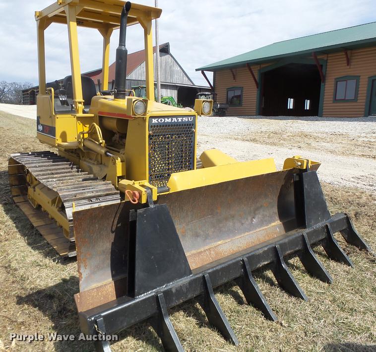 image for item DA3410 Komatsu D21P-6 dozer