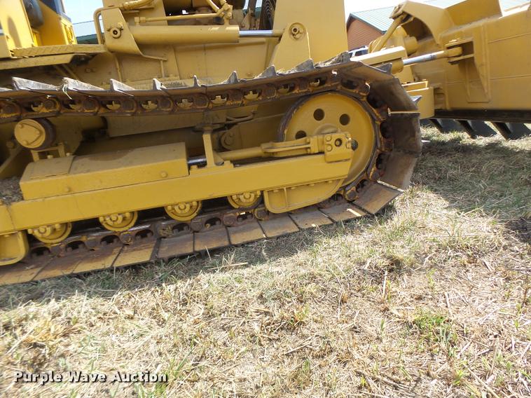 image for item DA3410 Komatsu D21P-6 dozer