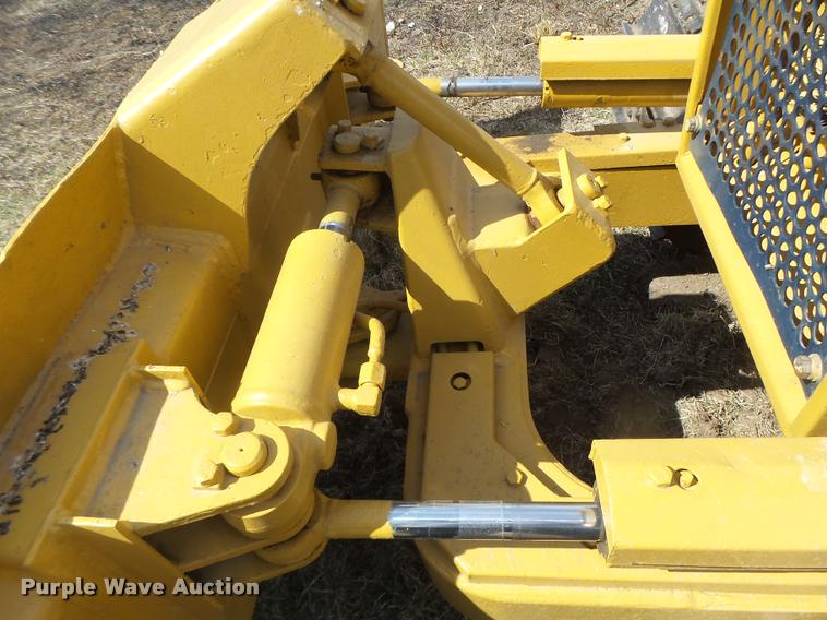 image for item DA3410 Komatsu D21P-6 dozer