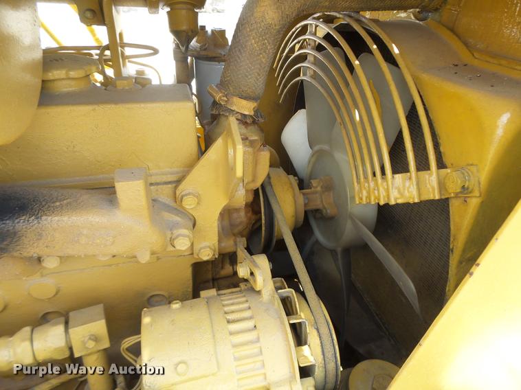 image for item DA3410 Komatsu D21P-6 dozer