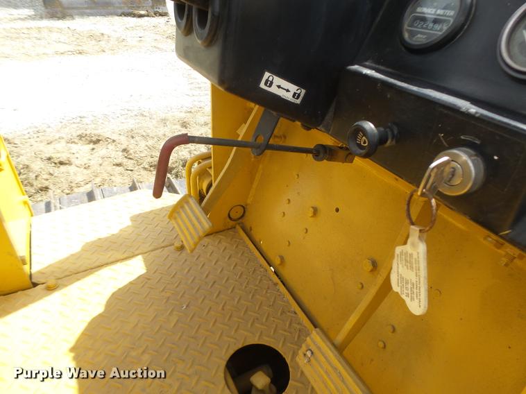 image for item DA3410 Komatsu D21P-6 dozer