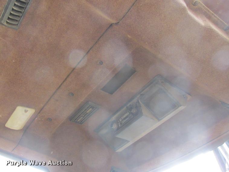 image for item DA3419 1993 Case 580 Super K backhoe