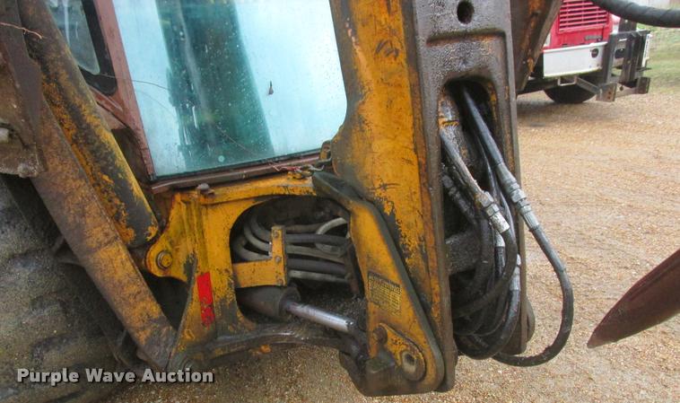 image for item DA3419 1993 Case 580 Super K backhoe