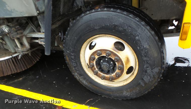 image for item DA3437 2001 Sterling SC8000 street sweeper