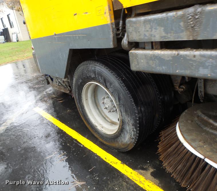 image for item DA3437 2001 Sterling SC8000 street sweeper
