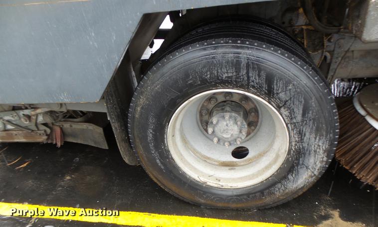 image for item DA3437 2001 Sterling SC8000 street sweeper