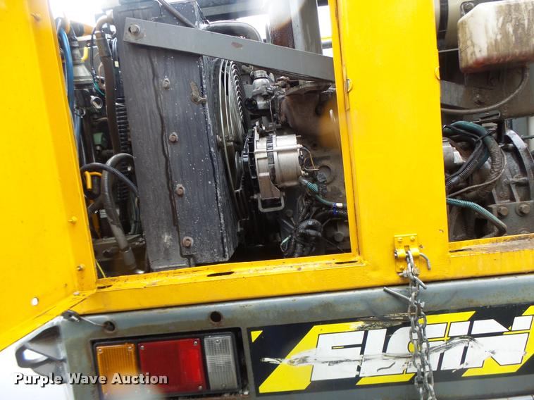 image for item DA3437 2001 Sterling SC8000 street sweeper