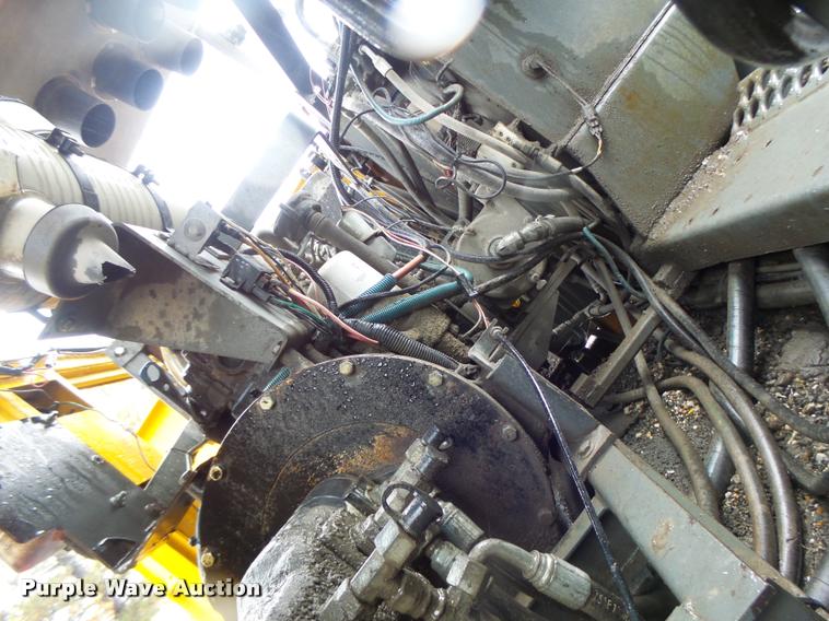 image for item DA3437 2001 Sterling SC8000 street sweeper