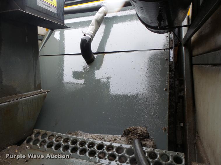 image for item DA3437 2001 Sterling SC8000 street sweeper