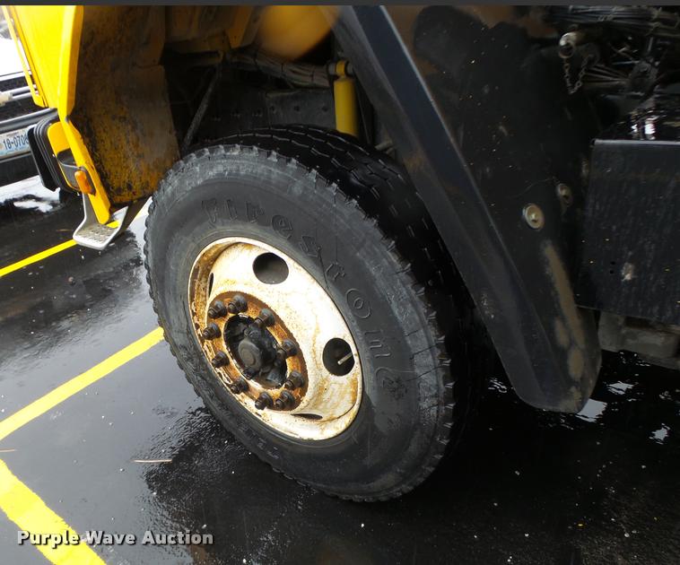 image for item DA3437 2001 Sterling SC8000 street sweeper