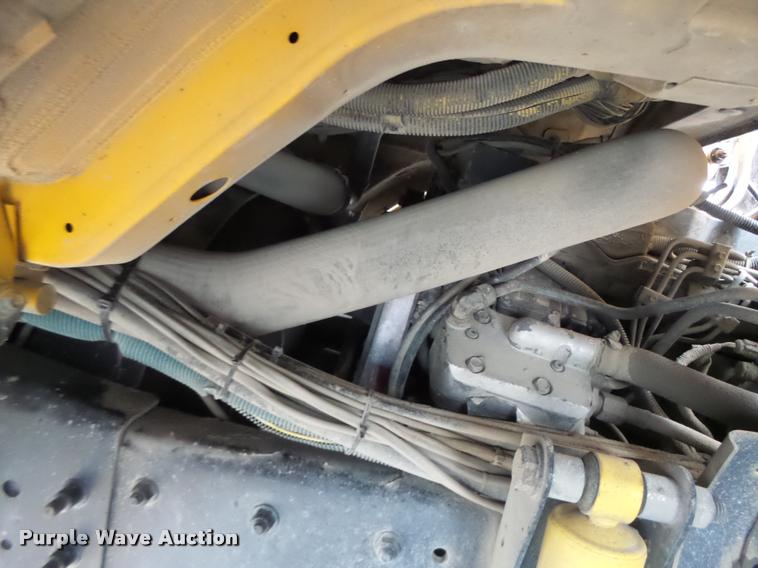 image for item DA3437 2001 Sterling SC8000 street sweeper