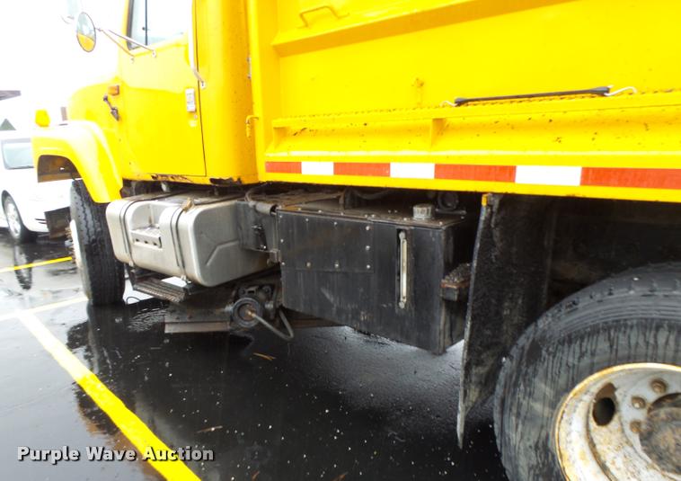 image for item DA3438 2002 International F2554 dump truck