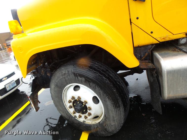 image for item DA3438 2002 International F2554 dump truck