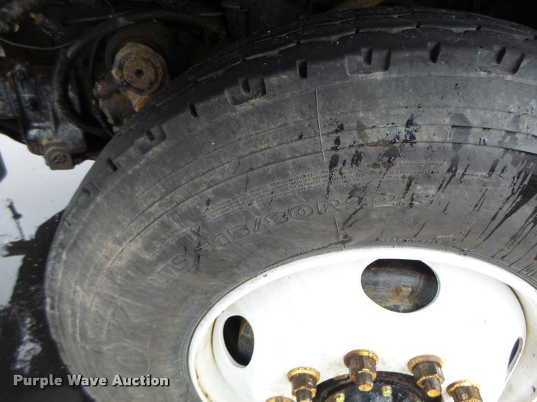 image for item DA3438 2002 International F2554 dump truck