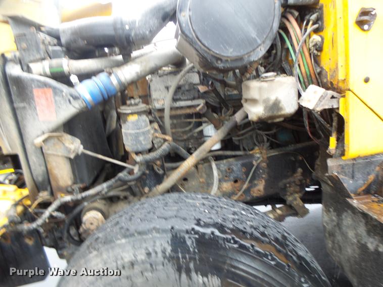 image for item DA3438 2002 International F2554 dump truck