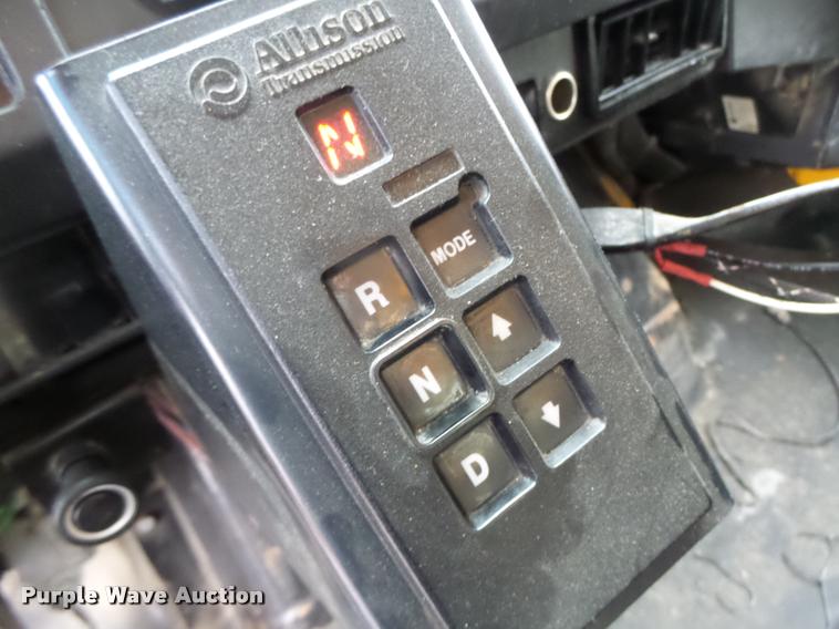 image for item DA3438 2002 International F2554 dump truck