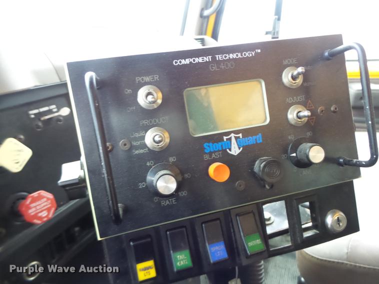 image for item DA3438 2002 International F2554 dump truck