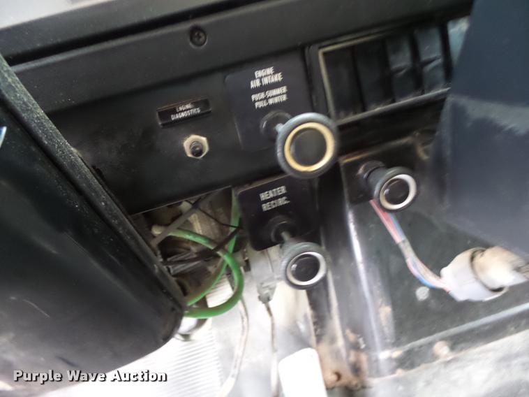 image for item DA3438 2002 International F2554 dump truck