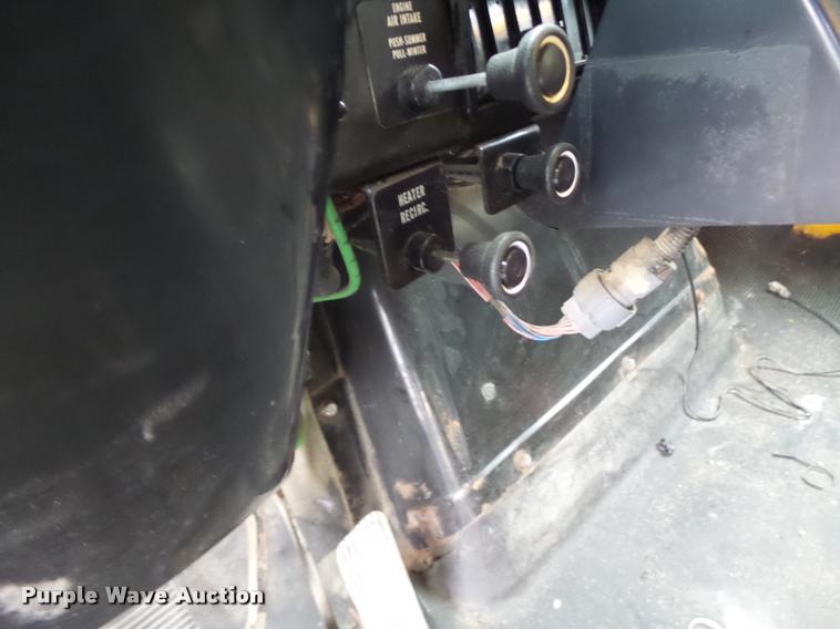 image for item DA3438 2002 International F2554 dump truck