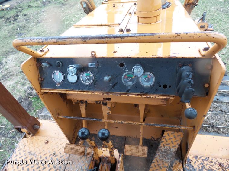 image for item DA3534 1989 Case 850D dozer