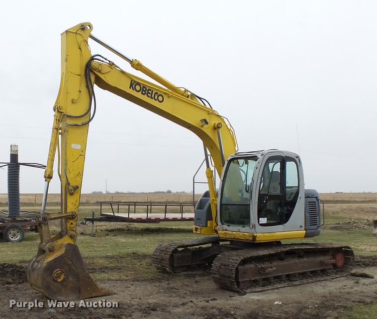 image for item DA3535 2006 Kobelco SK135SRLC-1E excavator