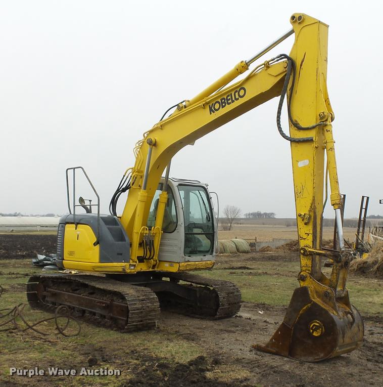 image for item DA3535 2006 Kobelco SK135SRLC-1E excavator