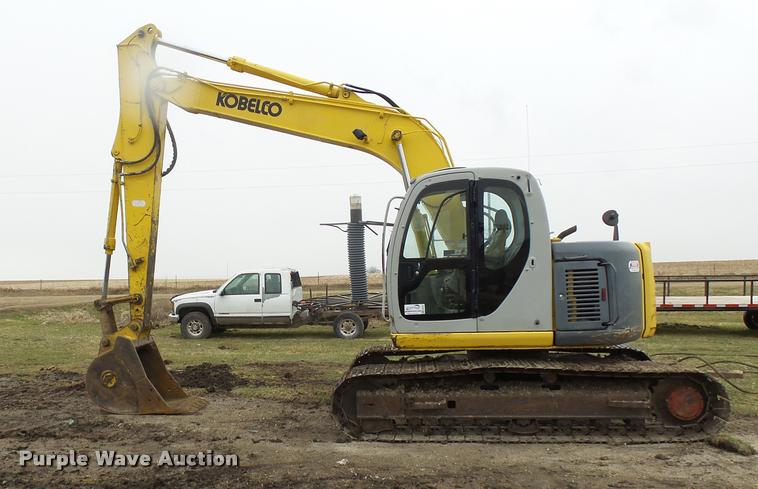 image for item DA3535 2006 Kobelco SK135SRLC-1E excavator