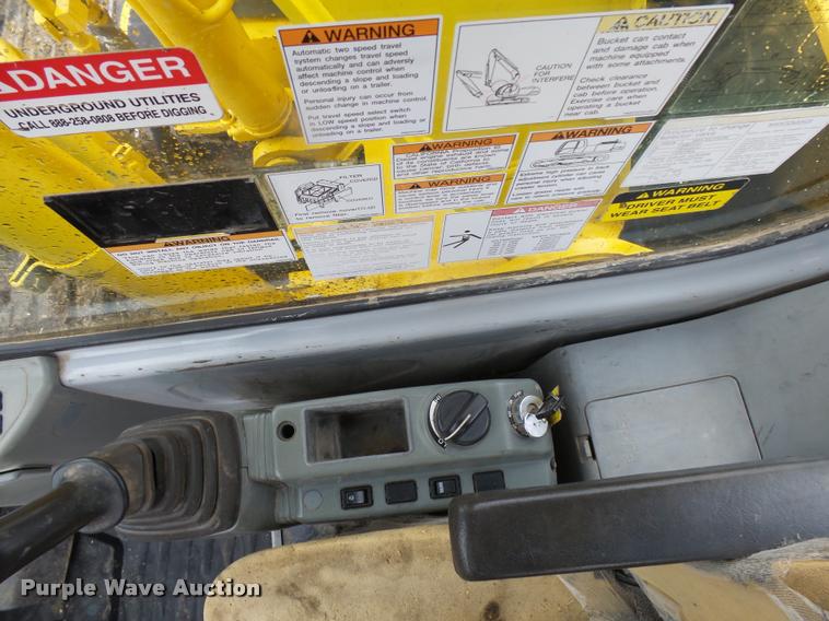 image for item DA3535 2006 Kobelco SK135SRLC-1E excavator