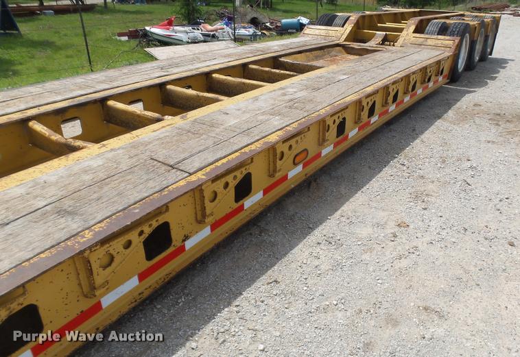 image for item DA5251 1998 Kalyn Siebert KSHRG-3-53T lowboy equipment trailer