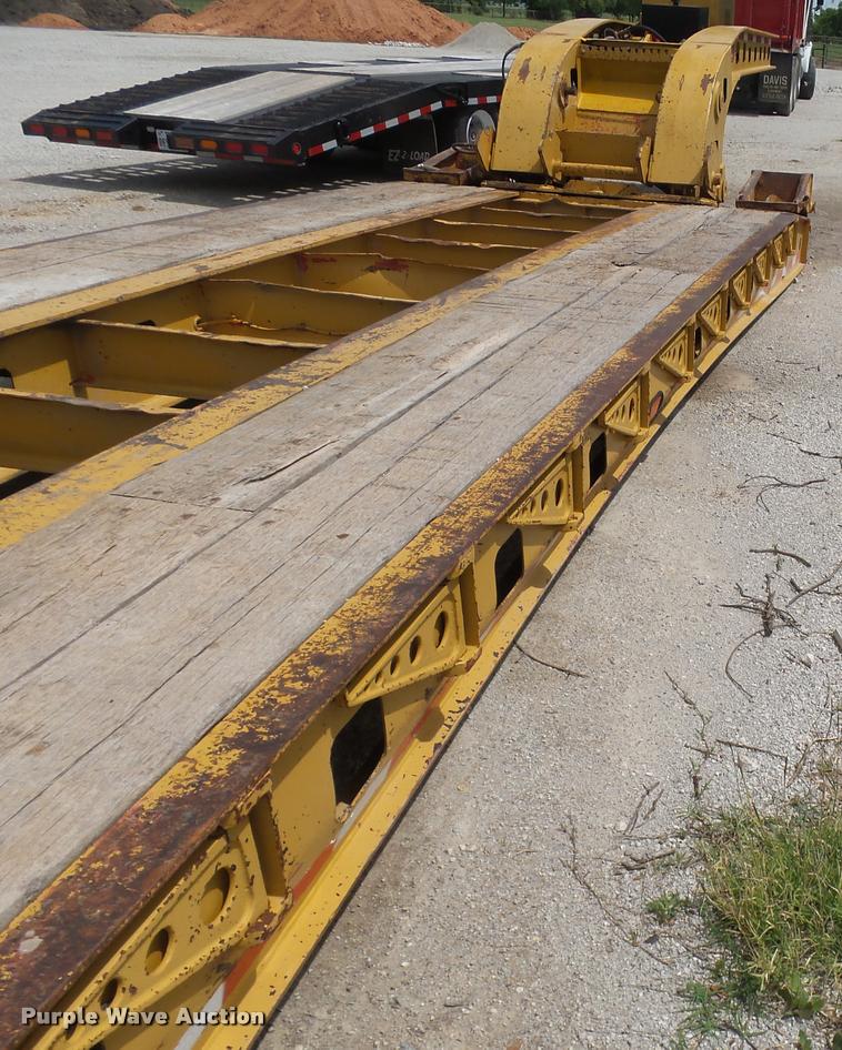 image for item DA5251 1998 Kalyn Siebert KSHRG-3-53T lowboy equipment trailer