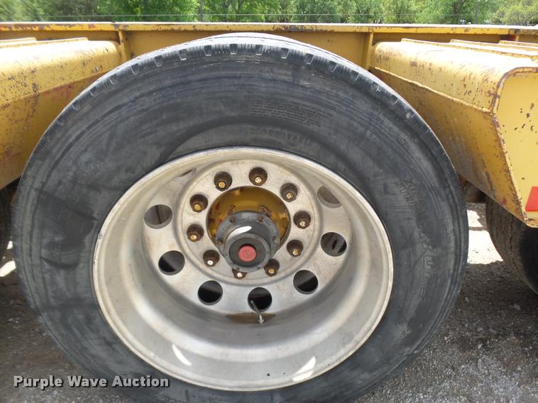image for item DA5251 1998 Kalyn Siebert KSHRG-3-53T lowboy equipment trailer