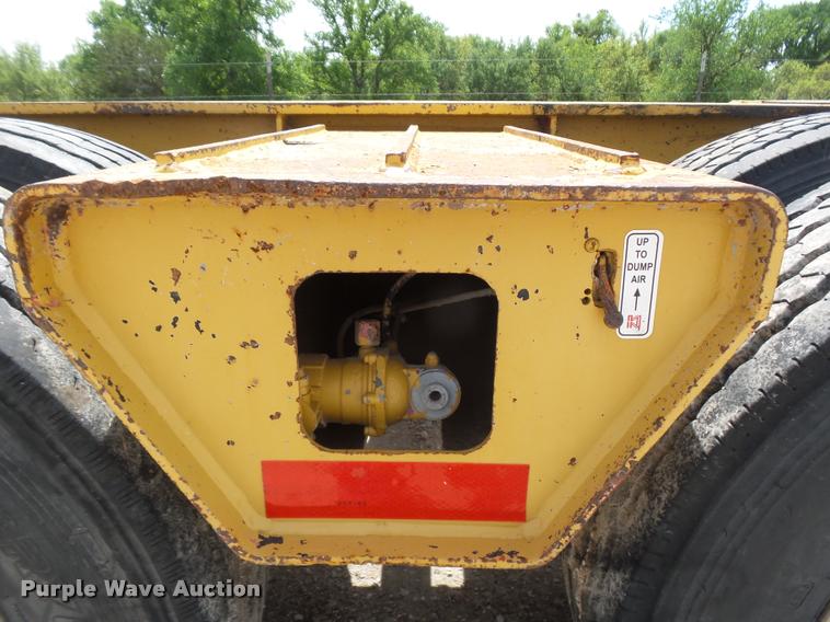 image for item DA5251 1998 Kalyn Siebert KSHRG-3-53T lowboy equipment trailer