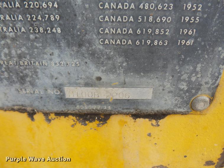 image for item DA8000 1968 Allis Chalmers M100B rigid frame motor grader