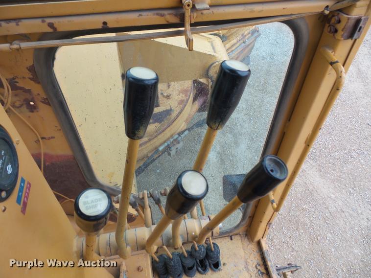 image for item DA8001 1987 Dresser A500E motor grader