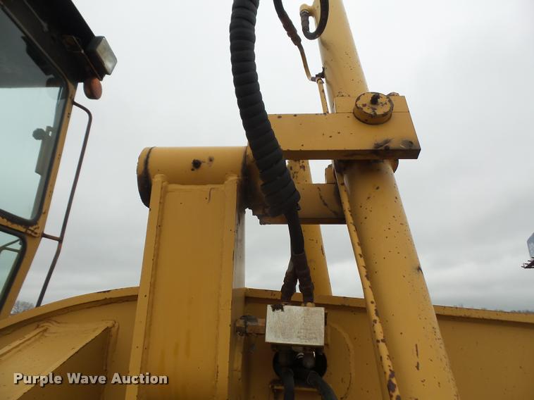 image for item DA8001 1987 Dresser A500E motor grader