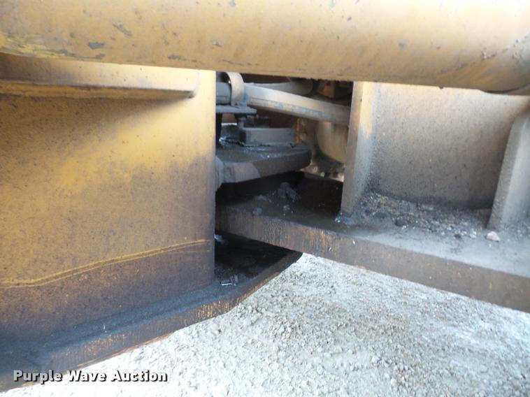 image for item DA8001 1987 Dresser A500E motor grader