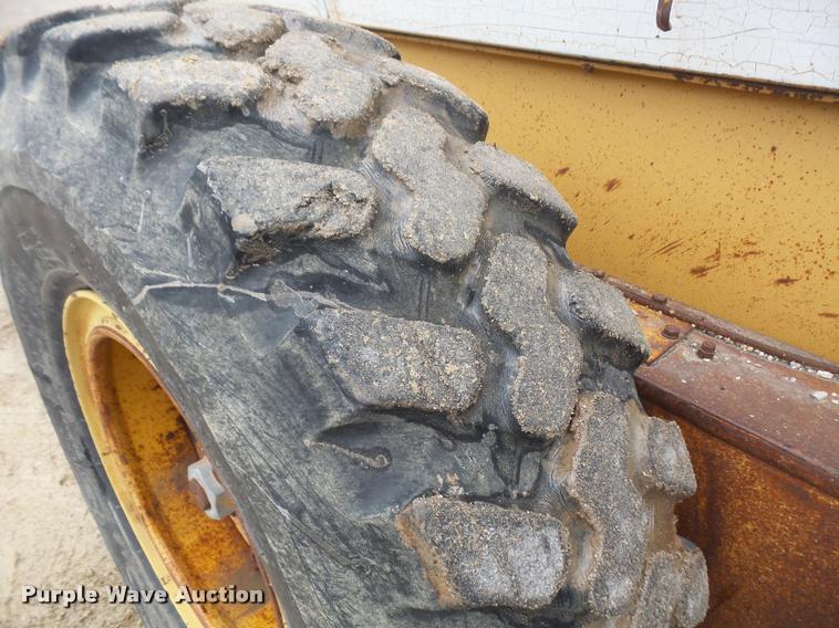 image for item DA8001 1987 Dresser A500E motor grader