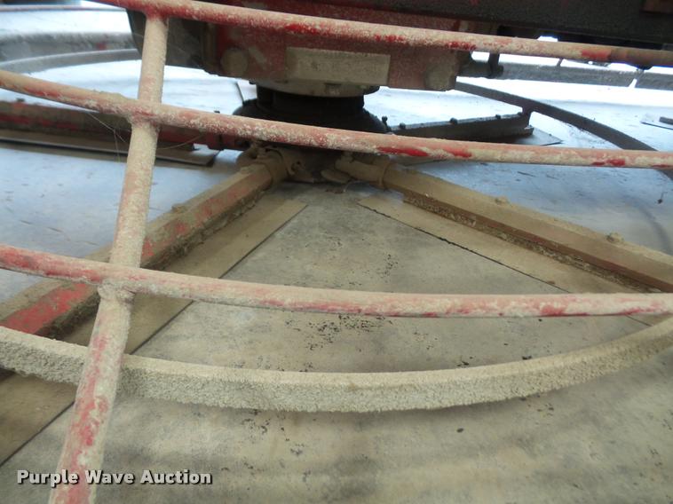 image for item DA8015 Allen Engineering Super Pro 500 ride-on power trowel