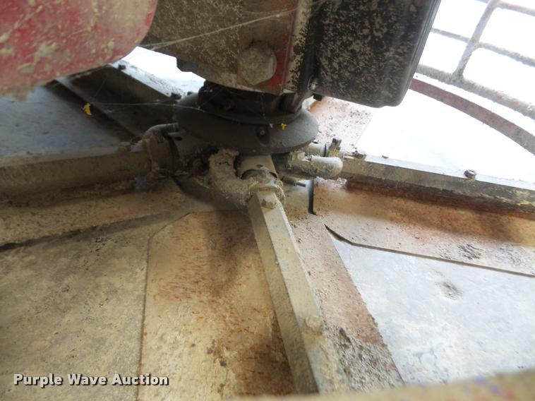 image for item DA8016 Allen Engineering Super Pro 400B ride-on power trowel