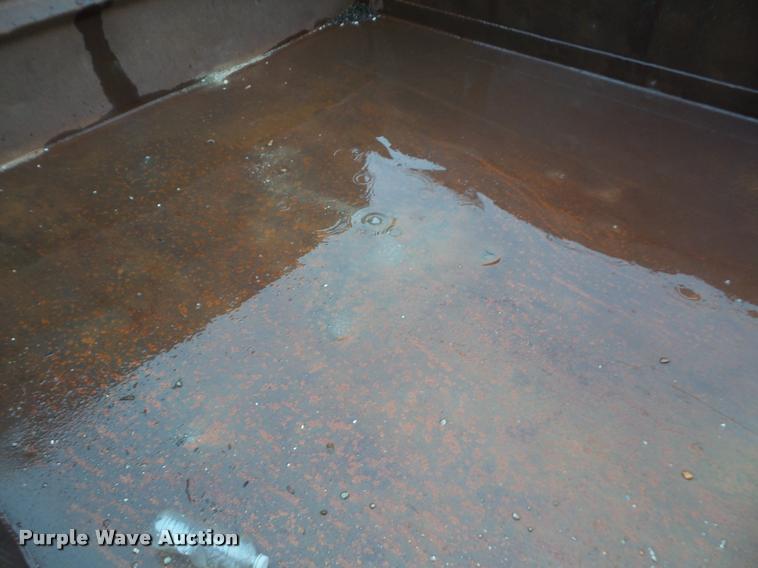 image for item DA8027 1999 Ford F800 dump truck