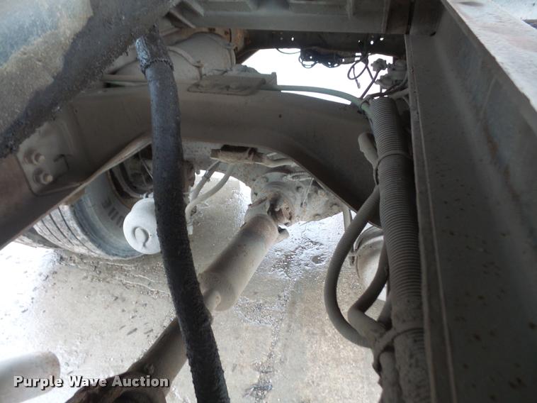 image for item DA8027 1999 Ford F800 dump truck