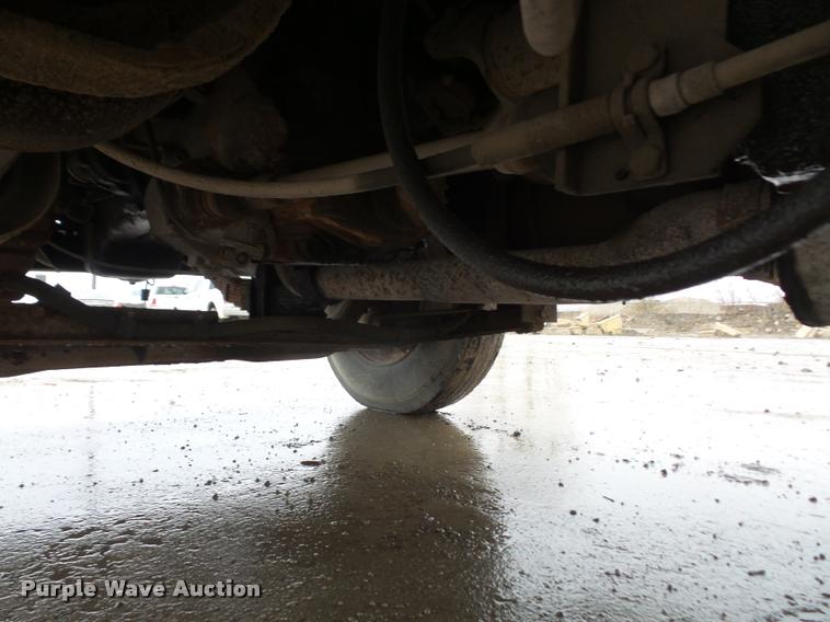 image for item DA8027 1999 Ford F800 dump truck